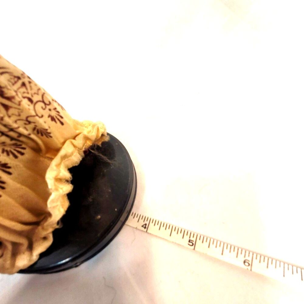Vintage Chinese Doll Marked Taiwan 15" Silk Hanfu with Paper Fan - Picture 10 of 10